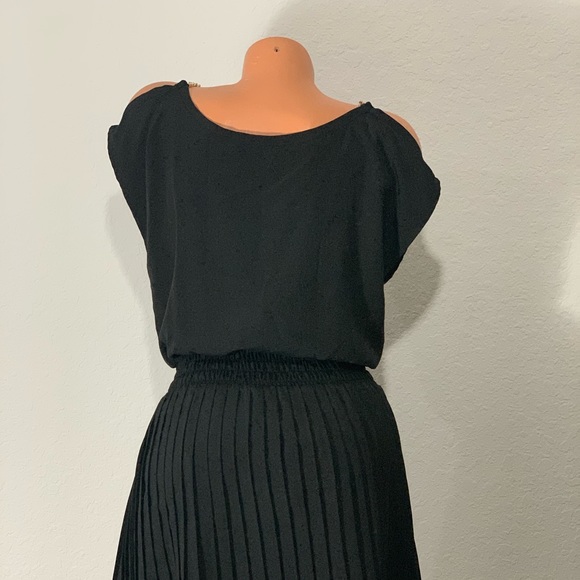 Guess Dresses & Skirts - Guess Dress Los Angeles Est.1981
